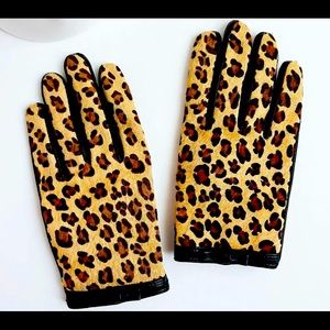 Banana Republic | Calf Hair Leopard Bow Gloves Large $89 NEW NWOT Leather wool